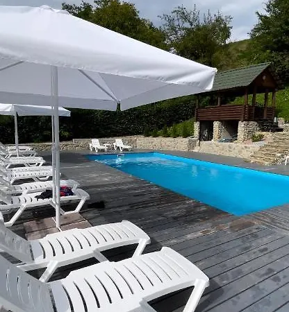 гірський узвіз Hotel *