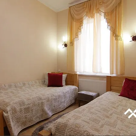 Hotel гірський узвіз